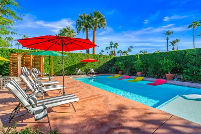 $2,580,000 | 484 West Stevens Road, Palm Springs, CA 92262