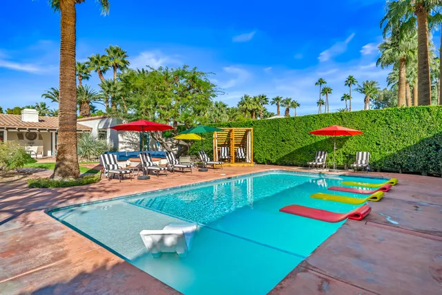 $2,580,000 | 484 West Stevens Road, Palm Springs, CA 92262