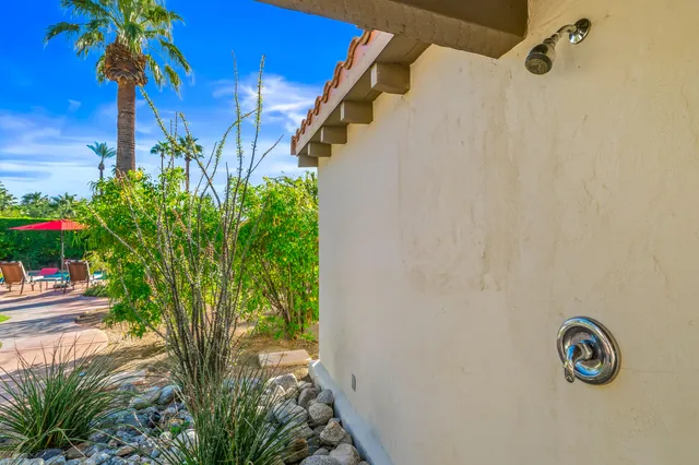 $2,580,000 | 484 West Stevens Road, Palm Springs, CA 92262