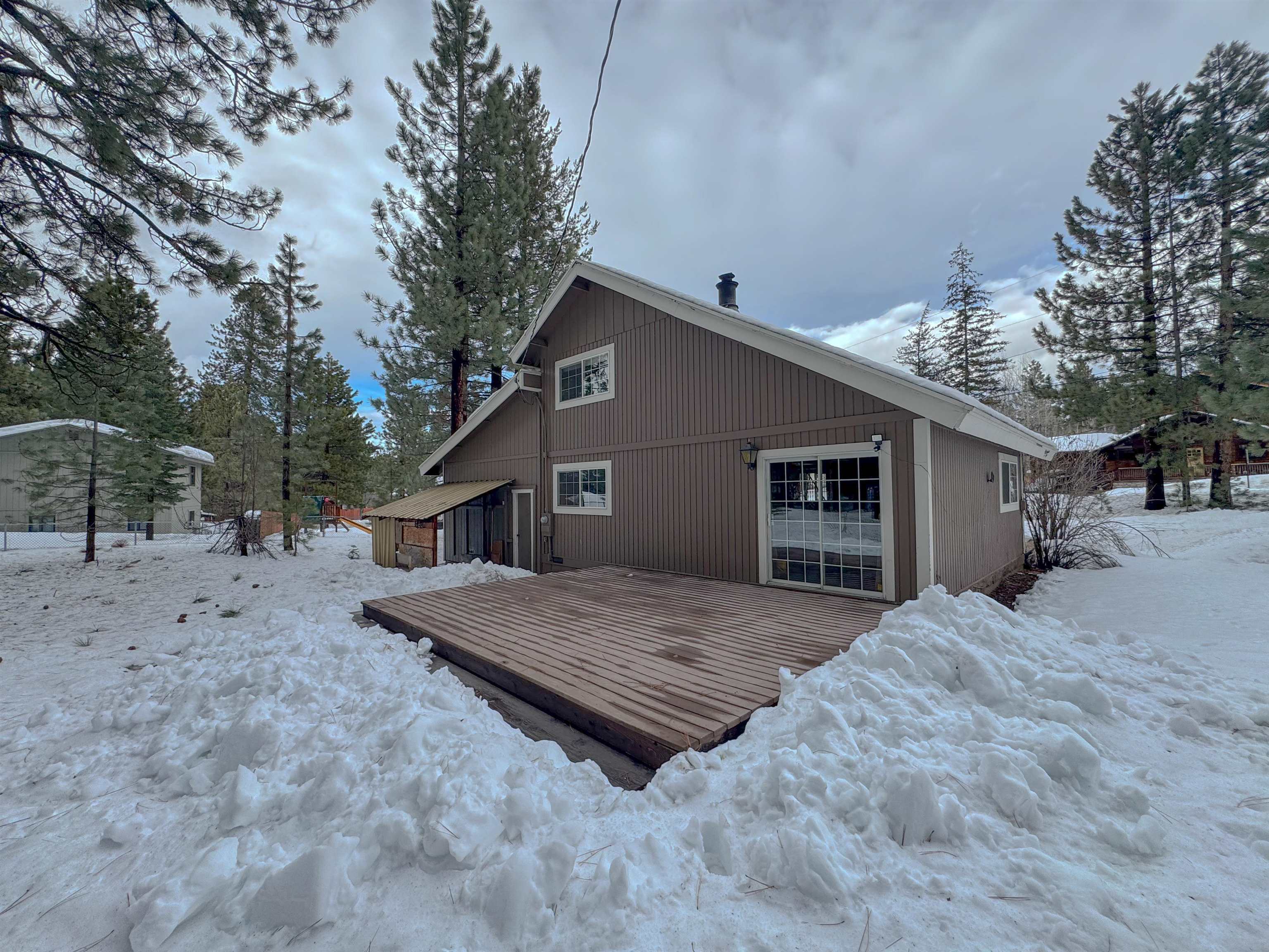 11212 Star Pine Road Truckee, CA 96161 - Photo 8 of 28