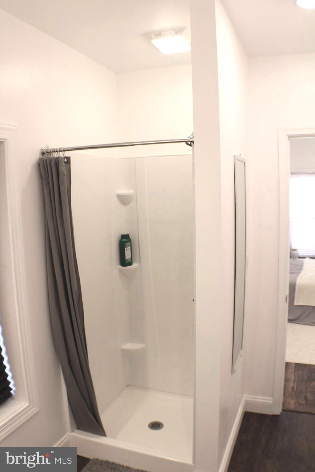 2859 Centennial Road Hanover, PA 17331 - Photo 30 of 45 2ND FL BATH