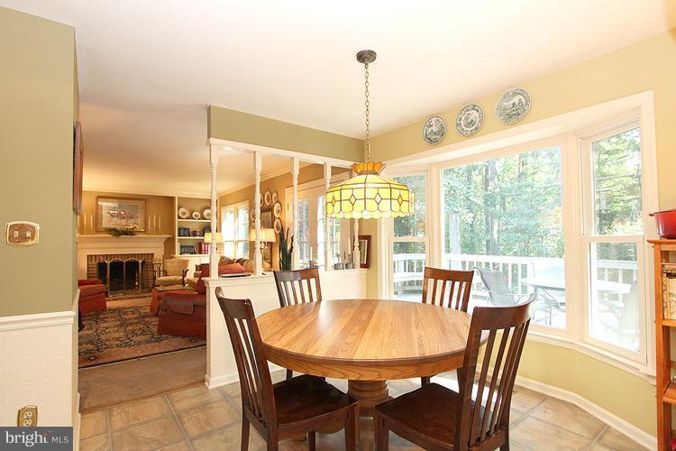11614 Deer Forest Road Reston, VA 20194 - Photo 7 of 30 Kitchen