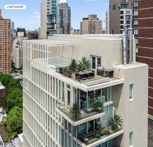 $6,995,000 | 301 East 61st Street, Unit PH | Lenox Hill
