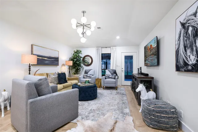 $650,000 | 6569 Cutoff Road, Fayetteville, TX 78940