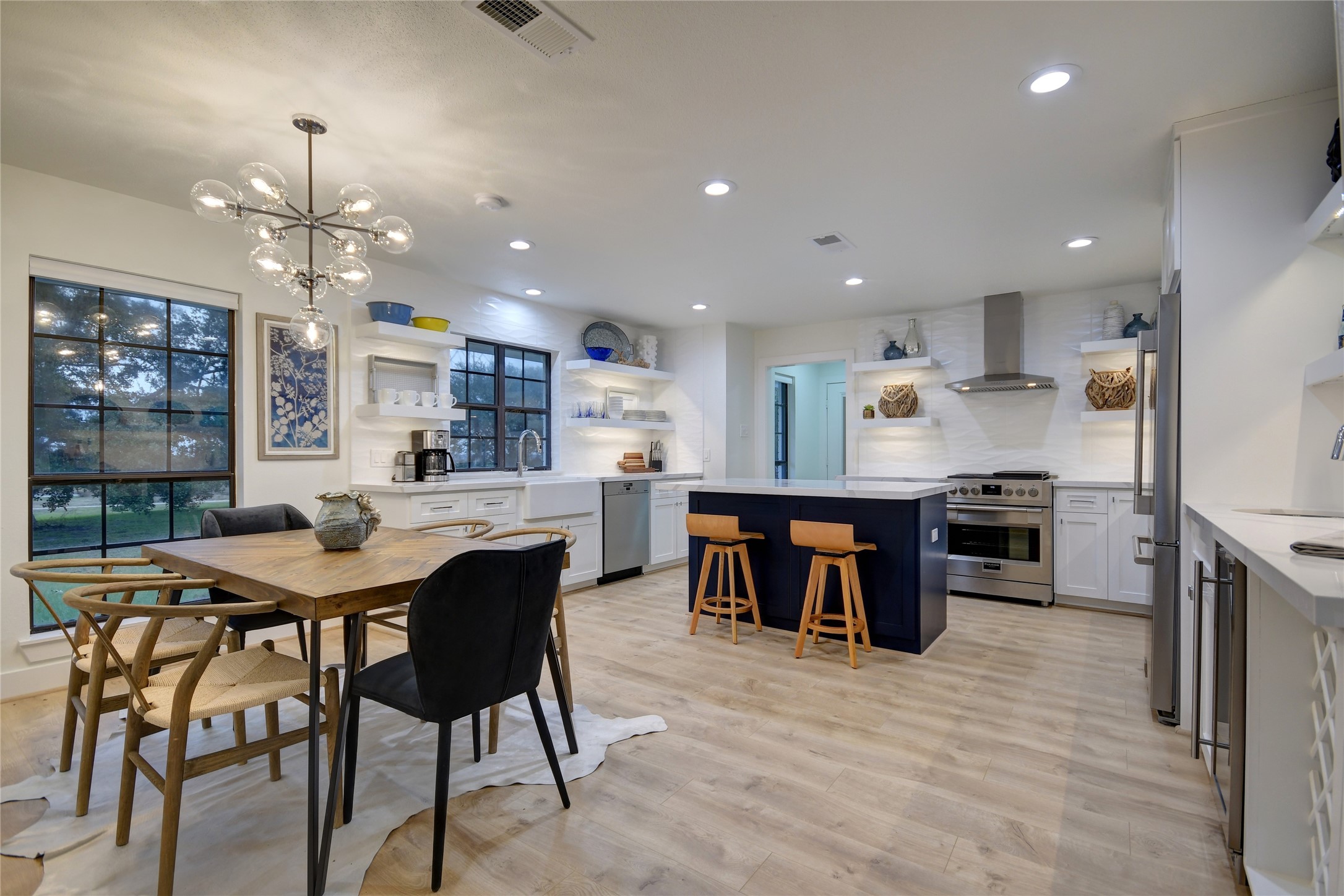 6569 Cutoff Road Fayetteville, TX 78940 - Photo 7 of 39