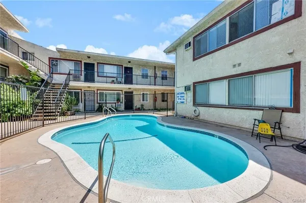 $295,000 | 8800 Cedros Avenue, Unit 207, Panorama City, CA 91402