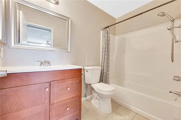 $295,000 | 8800 Cedros Avenue, Unit 207, Panorama City, CA 91402
