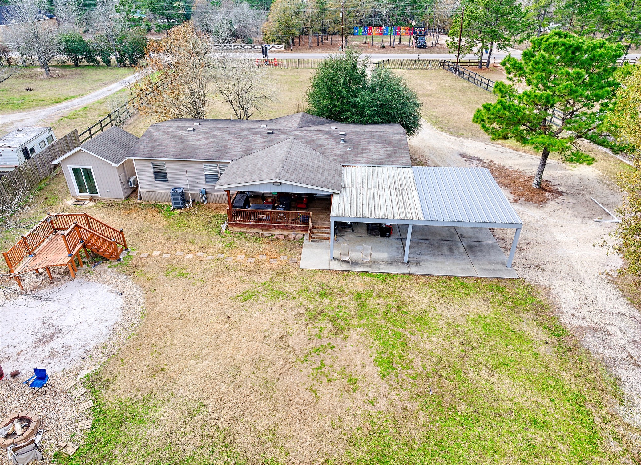 2373 Crockett Martin Road Conroe, TX 77306 - Photo 25 of 34