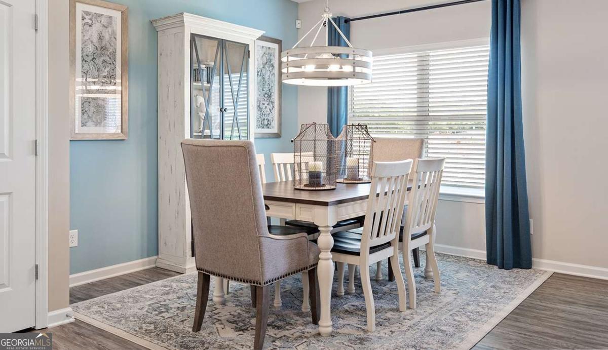 230 Shantz Way Byron, GA 31008 - Photo 11 of 16 a dining room with furniture and window