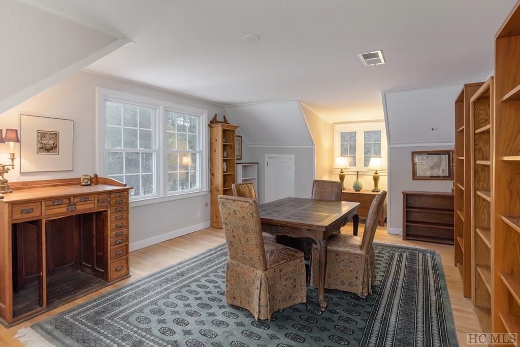 107 Lance Road Cashiers, NC 28717 - Photo 22 of 41 Gallery Image 22