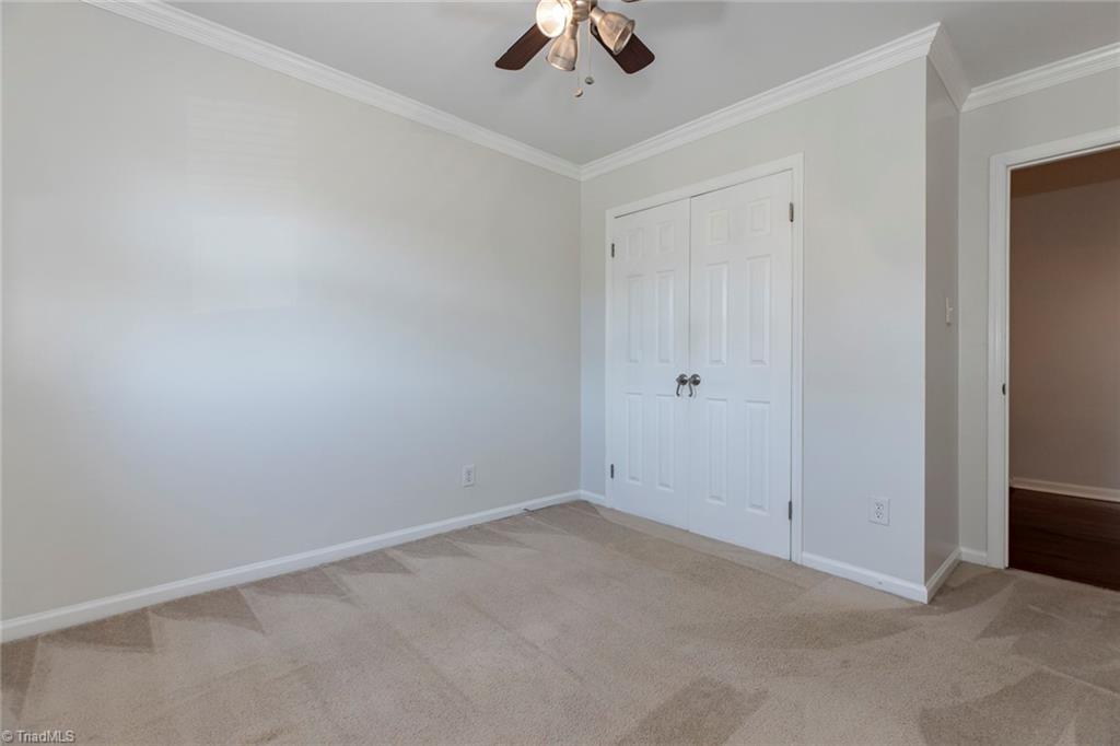 5741 Bramblegate Road, Unit E Greensboro, NC 27409 - Photo 27 of 40