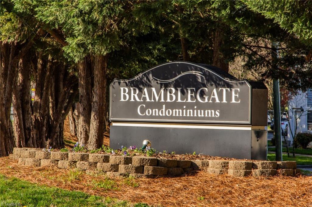 5741 Bramblegate Road, Unit E Greensboro, NC 27409 - Photo 3 of 40