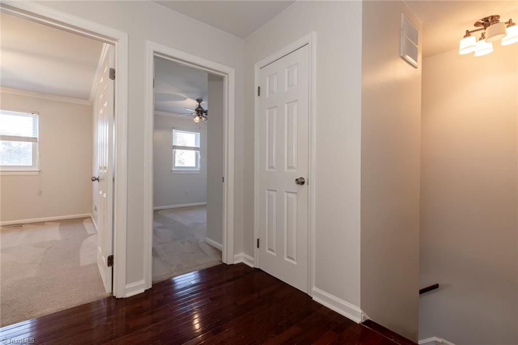 5741 Bramblegate Road, Unit E Greensboro, NC 27409 - Photo 32 of 40