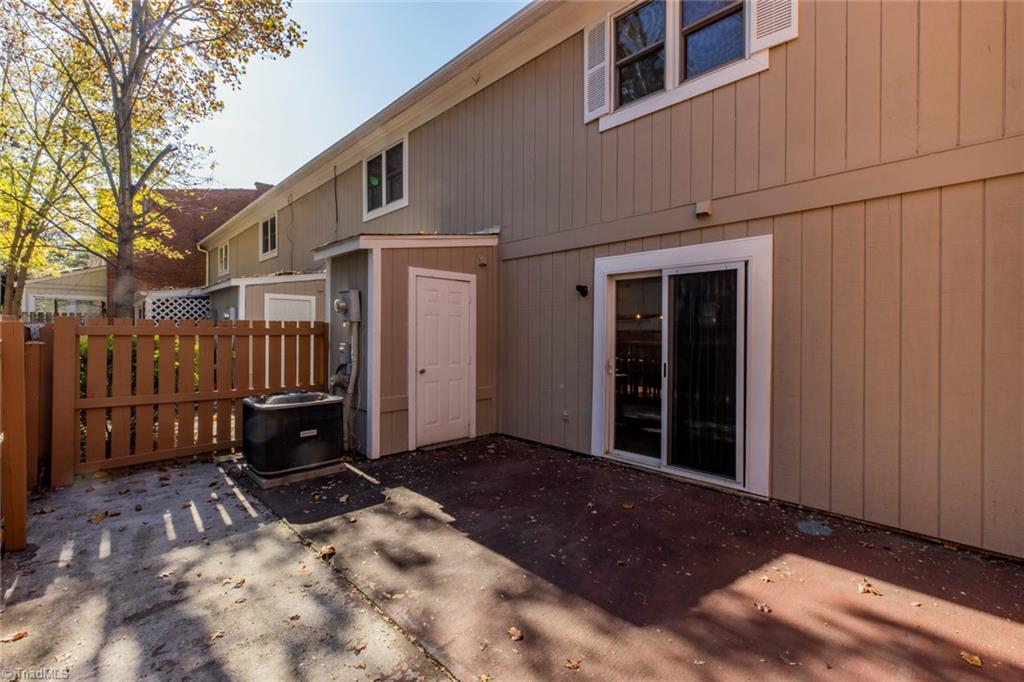 5741 Bramblegate Road, Unit E Greensboro, NC 27409 - Photo 36 of 40