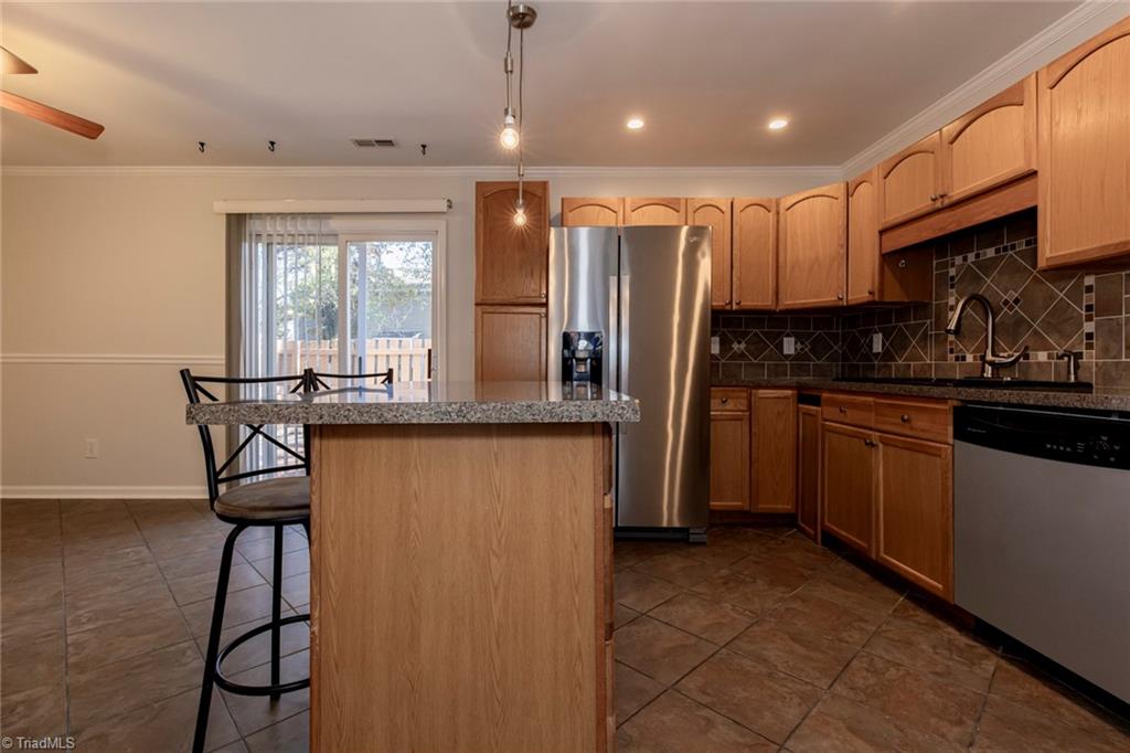 5741 Bramblegate Road, Unit E Greensboro, NC 27409 - Photo 6 of 40