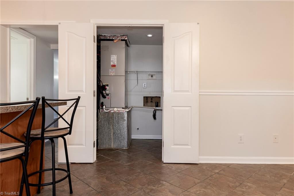 5741 Bramblegate Road, Unit E Greensboro, NC 27409 - Photo 8 of 40