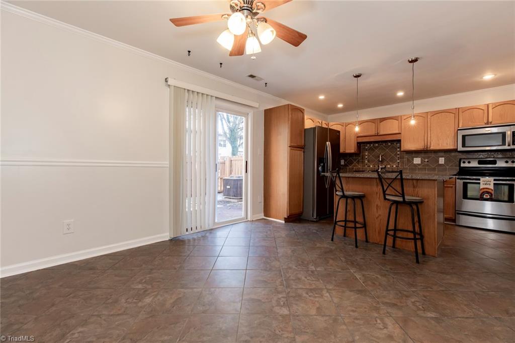 5741 Bramblegate Road, Unit E Greensboro, NC 27409 - Photo 9 of 40