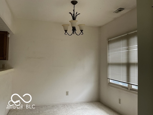 9452 Maple Way Indianapolis, IN 46268 - Photo 4 of 10