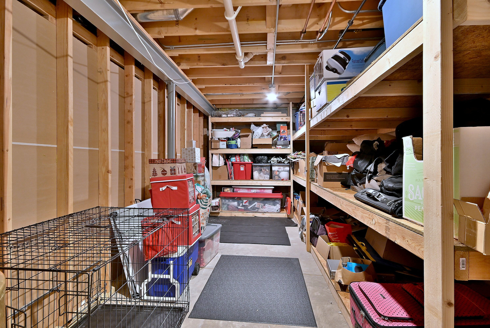 579 Homestead Court Aurora, IL 60506 - Photo 39 of 45 a view of living room with furniture