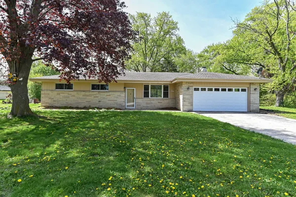 $389,000 | N79W15709 Charles Court, Menomonee Falls, WI 53051