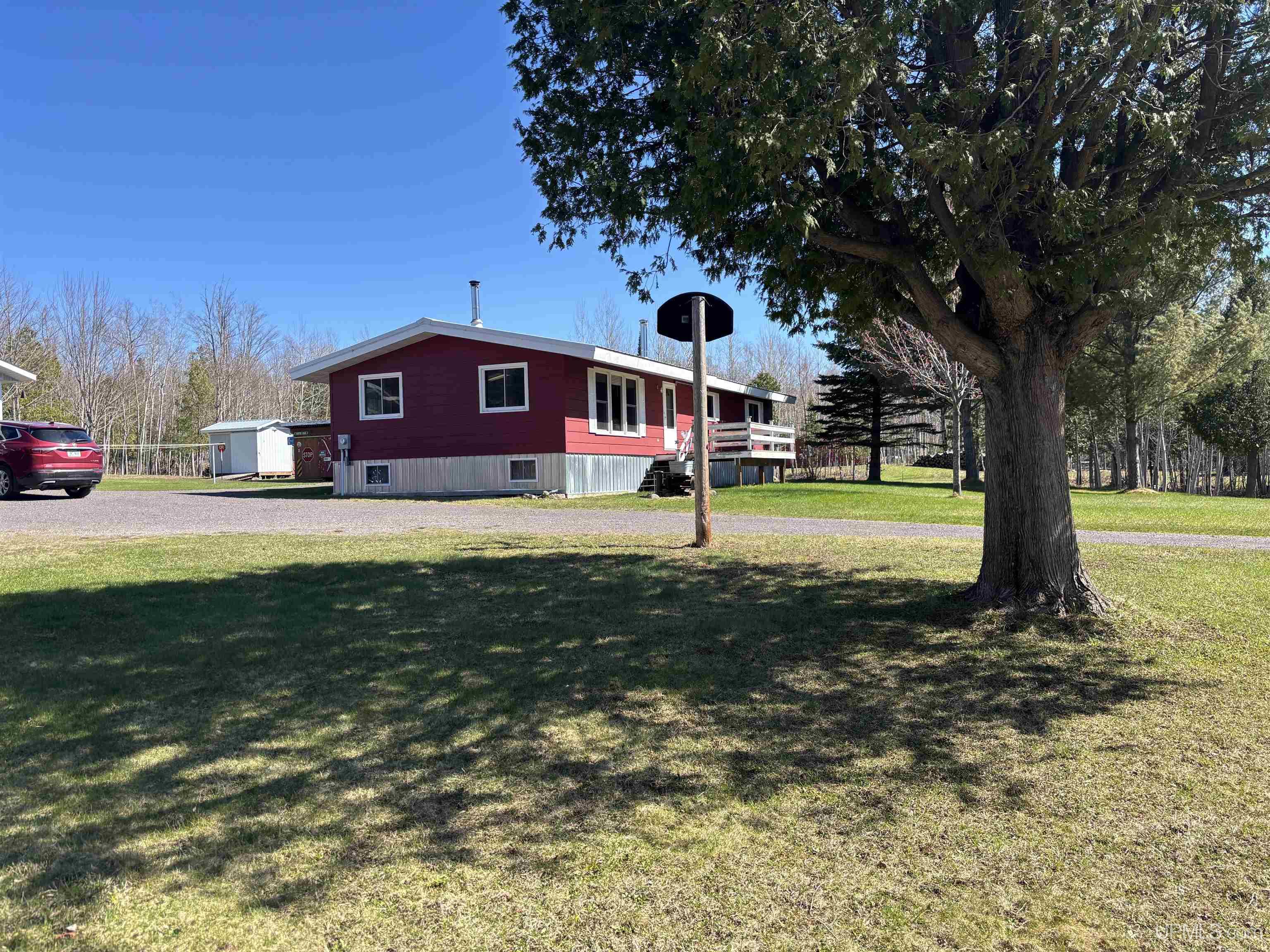 56230 Bear Lake Road Hancock, MI 49930 - Photo 3 of 68