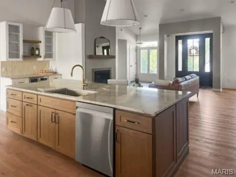 $649,000 | 679 Jonathan Road, Hannibal, MO 63401