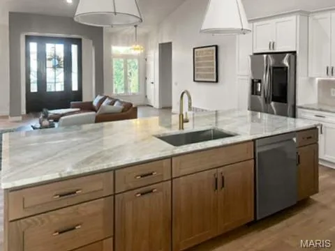 $649,000 | 679 Jonathan Road, Hannibal, MO 63401