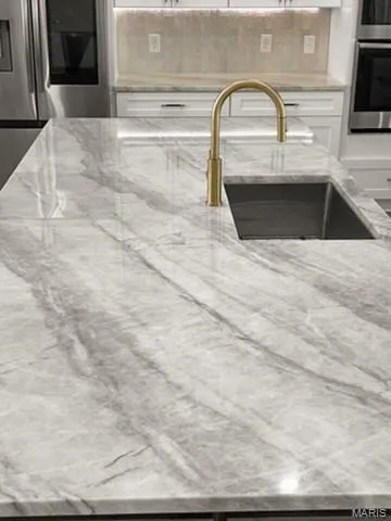 $649,000 | 679 Jonathan Road, Hannibal, MO 63401