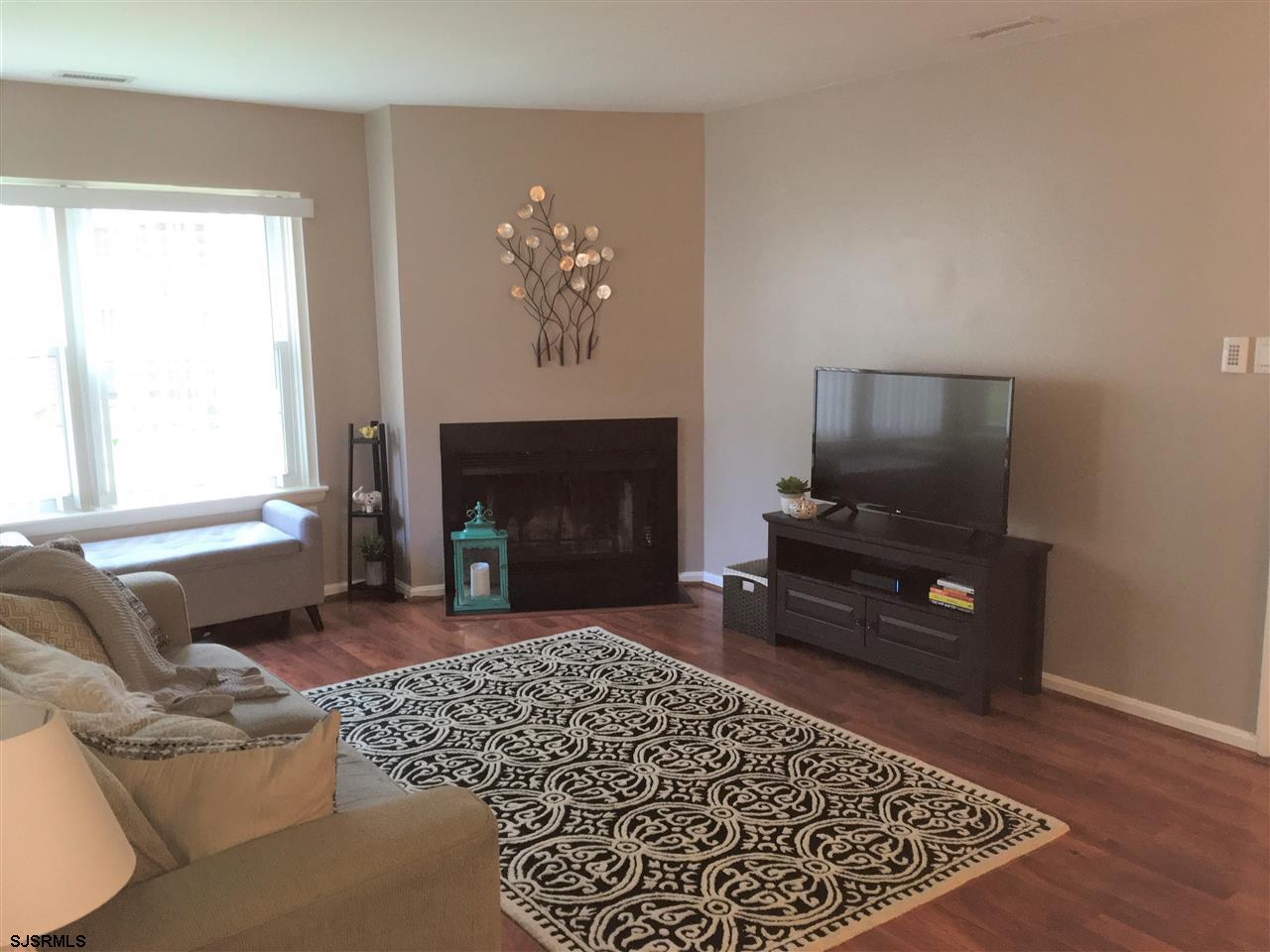 185 Meadow Ridge Road, Unit 185 Galloway Township, NJ 08205 - Photo 3 of 16 Gallery Image 3