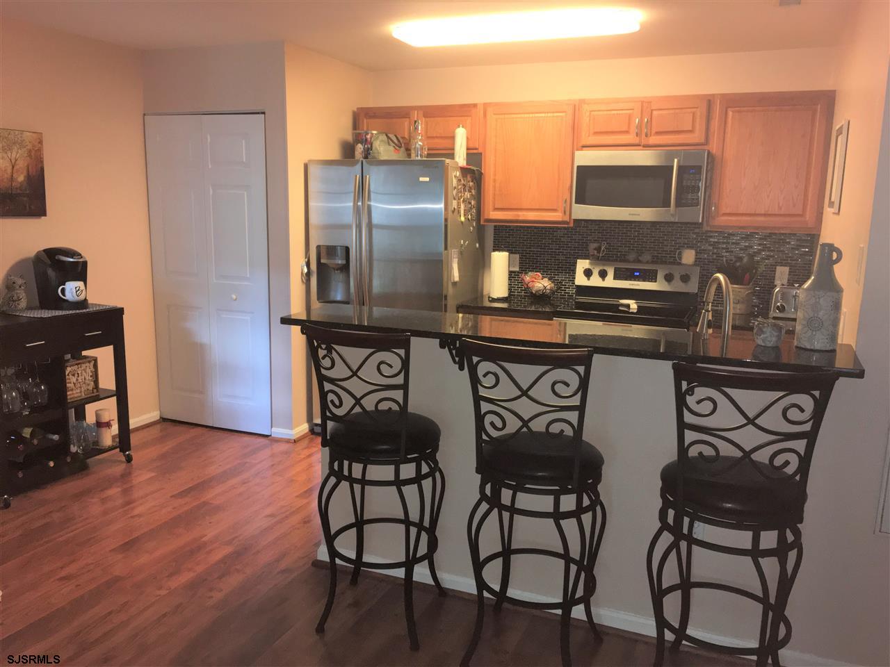 185 Meadow Ridge Road, Unit 185 Galloway Township, NJ 08205 - Photo 4 of 16 Gallery Image 4