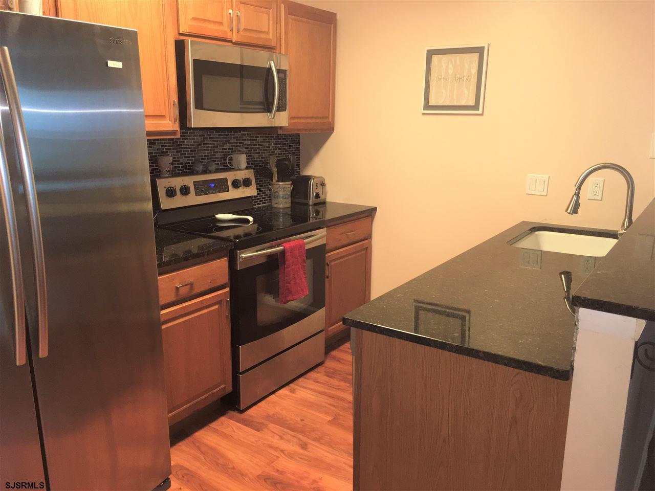 185 Meadow Ridge Road, Unit 185 Galloway Township, NJ 08205 - Photo 6 of 16 Gallery Image 6