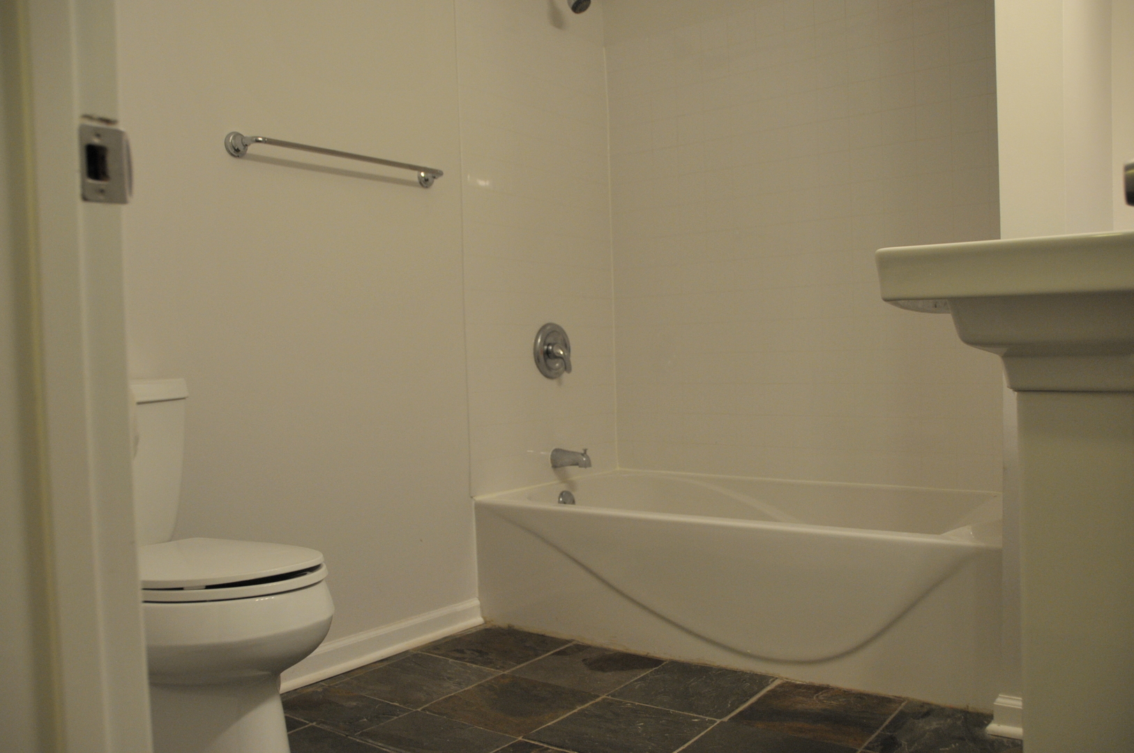 521 Cedar Crest Street Round Lake, IL 60073 - Photo 16 of 30