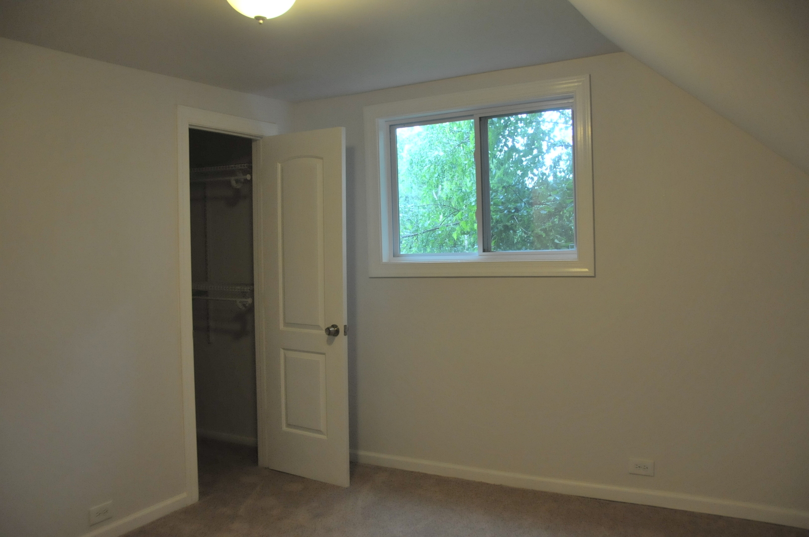 521 Cedar Crest Street Round Lake, IL 60073 - Photo 21 of 30