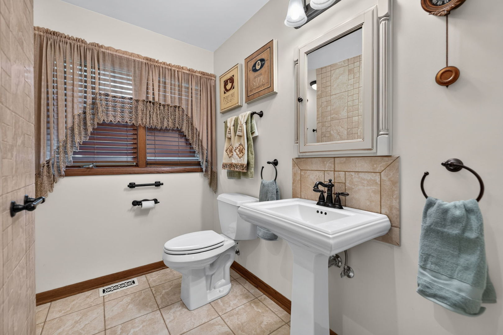 304 East Irving Park Road Roselle, IL 60172 - Photo 20 of 53 Gallery Image 20