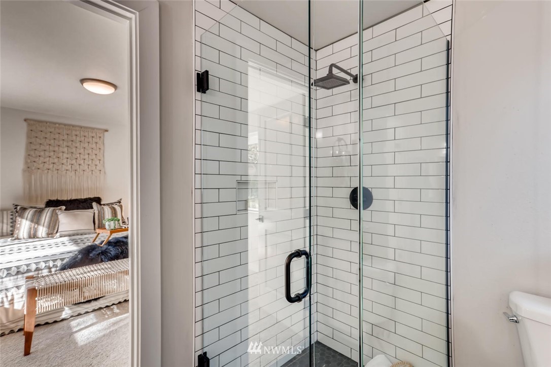 14337 Southeast 163rd Street Renton, WA 98058 - Photo 13 of 19 Gallery Image 13