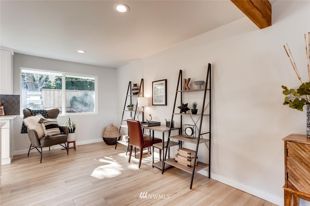 14337 Southeast 163rd Street Renton, WA 98058 - Photo 10 of 19 Gallery Image 10