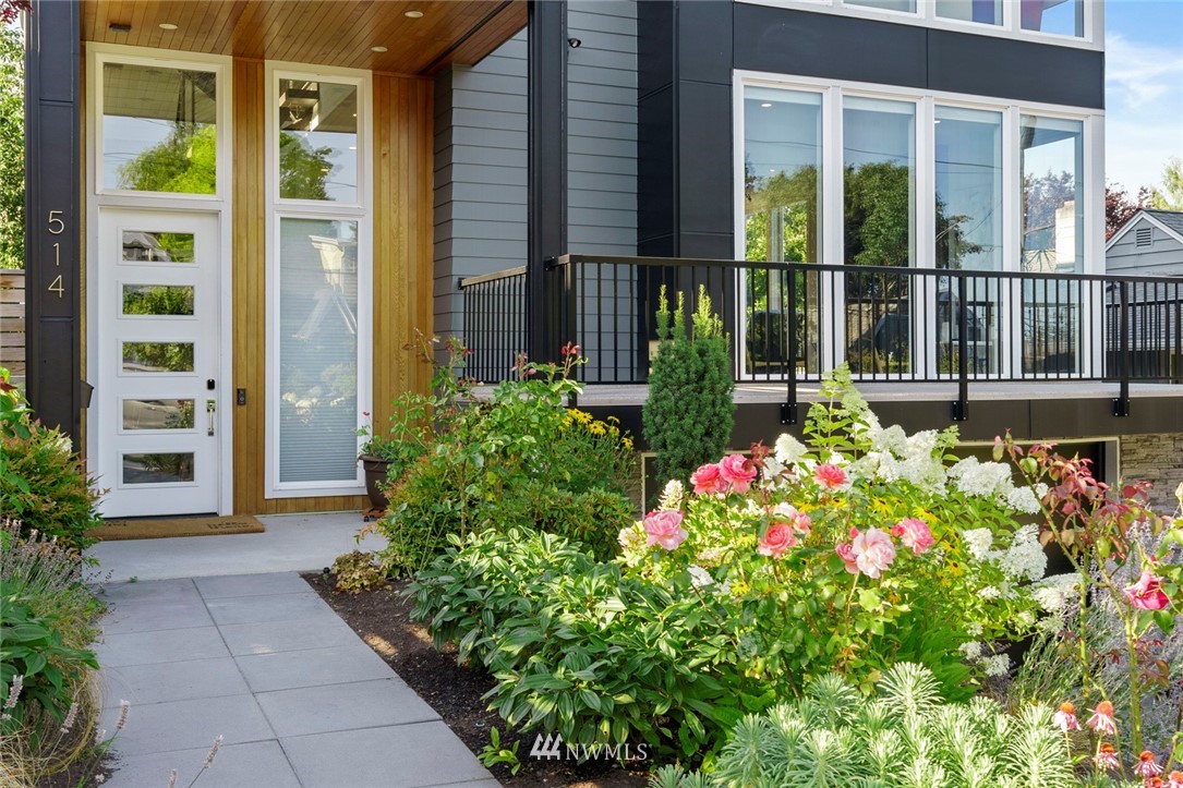 514 North 75th Street Seattle, WA 98103 - Photo 3 of 40 Gallery Image 3