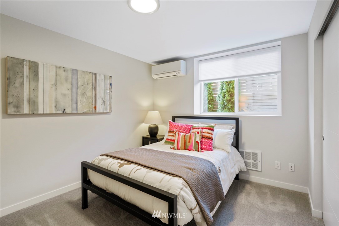 514 North 75th Street Seattle, WA 98103 - Photo 28 of 40 Gallery Image 28