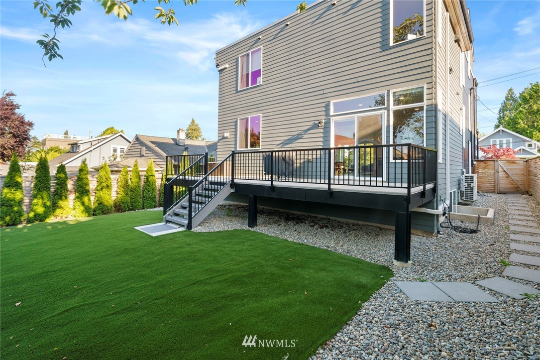 514 North 75th Street Seattle, WA 98103 - Photo 35 of 40 Gallery Image 35