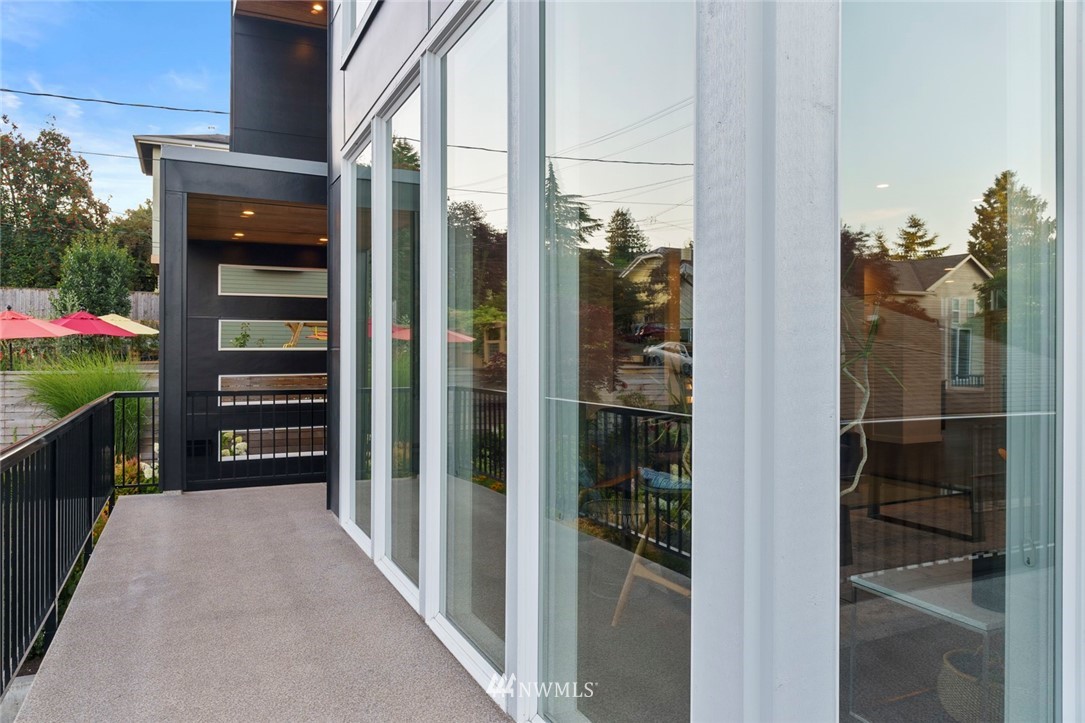514 North 75th Street Seattle, WA 98103 - Photo 37 of 40 Gallery Image 37
