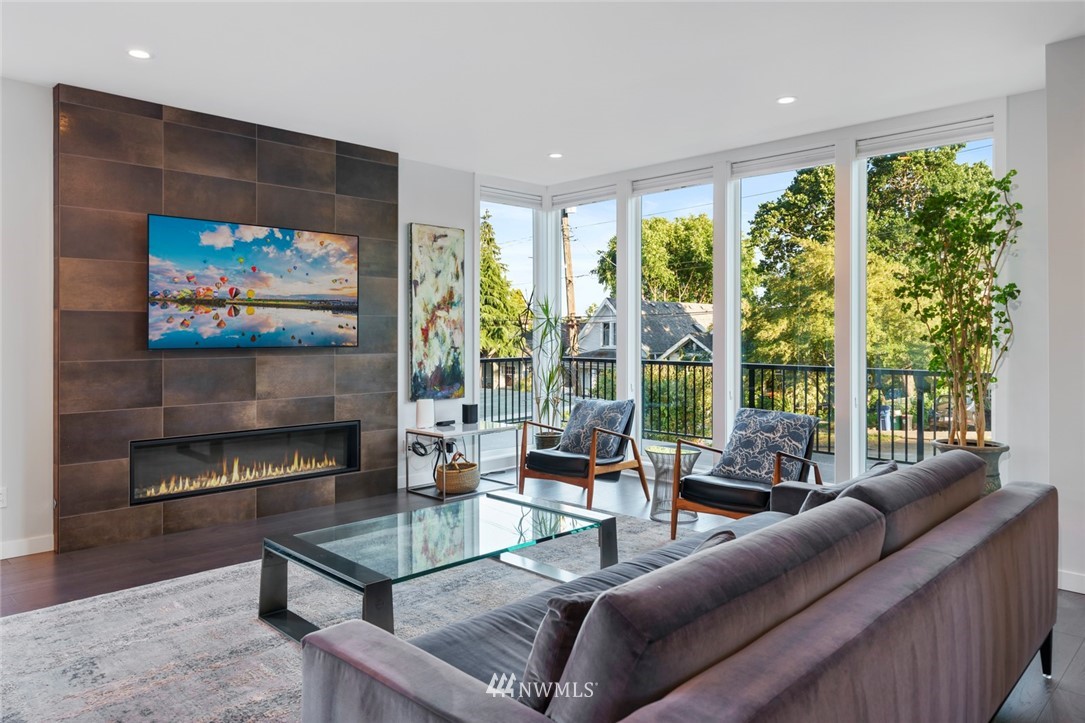 514 North 75th Street Seattle, WA 98103 - Photo 6 of 40 Gallery Image 6