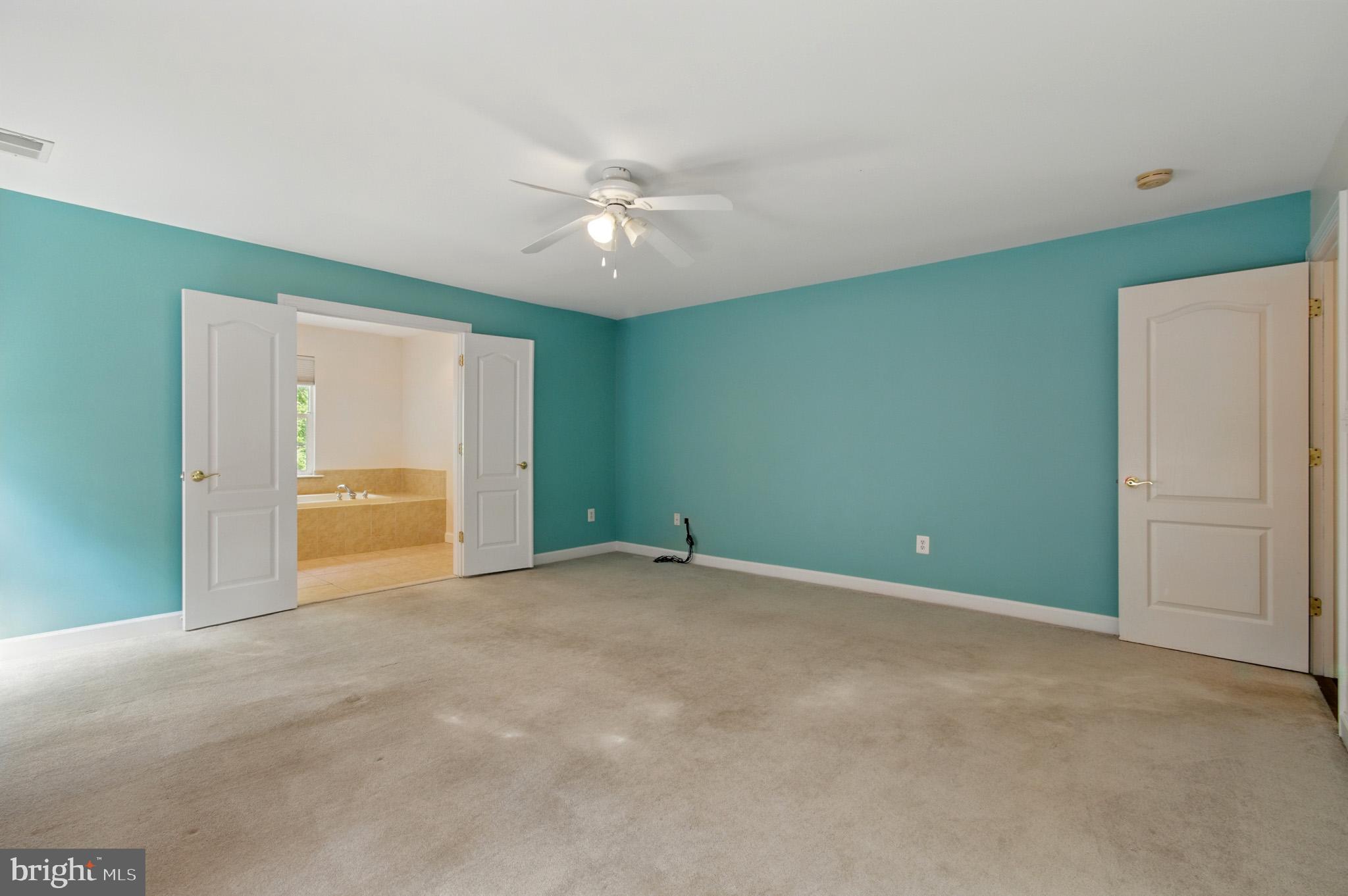 1002 Covington Way Annapolis, MD 21401 - Photo 44 of 78 a view of an empty room with a window
