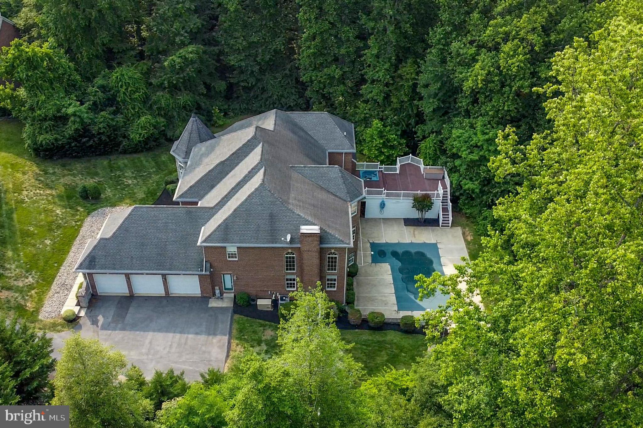1002 Covington Way Annapolis, MD 21401 - Photo 77 of 78 an aerial view of a house
