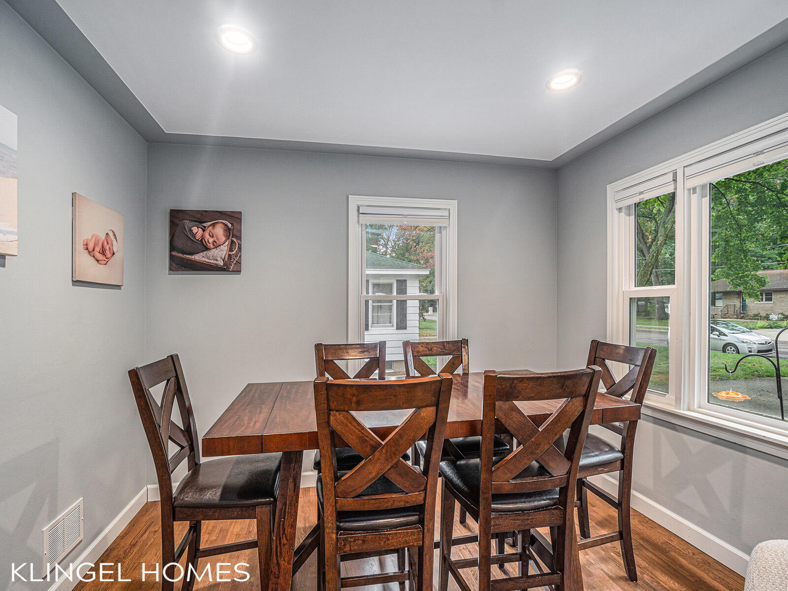 720 River Street Spring Lake, MI 49456 - Photo 5 of 32 DSC03493