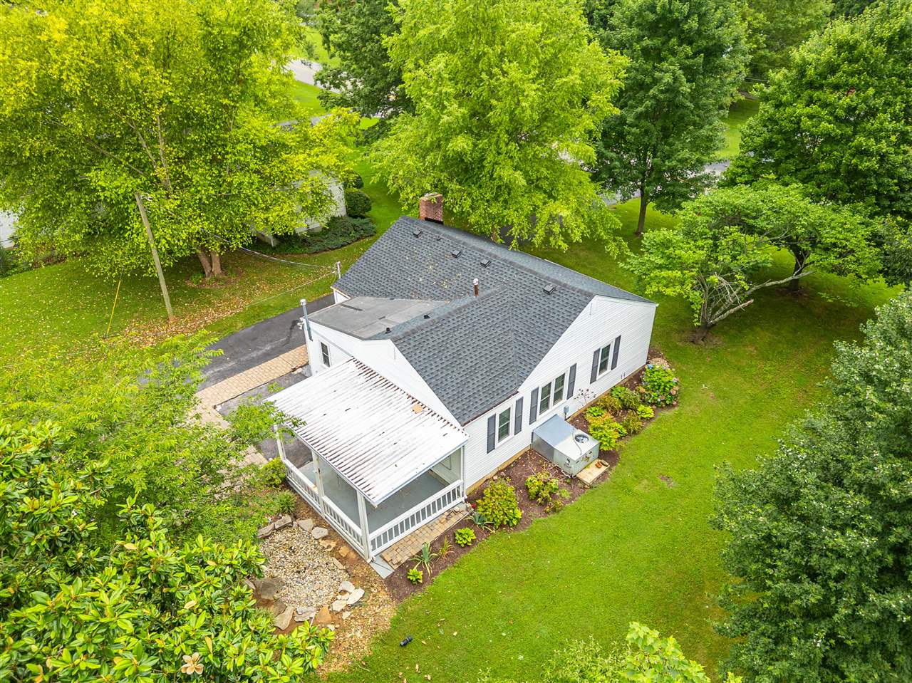 434 Morgantown Road Franklin, KY 42134 - Photo 22 of 38 Gallery Image 22