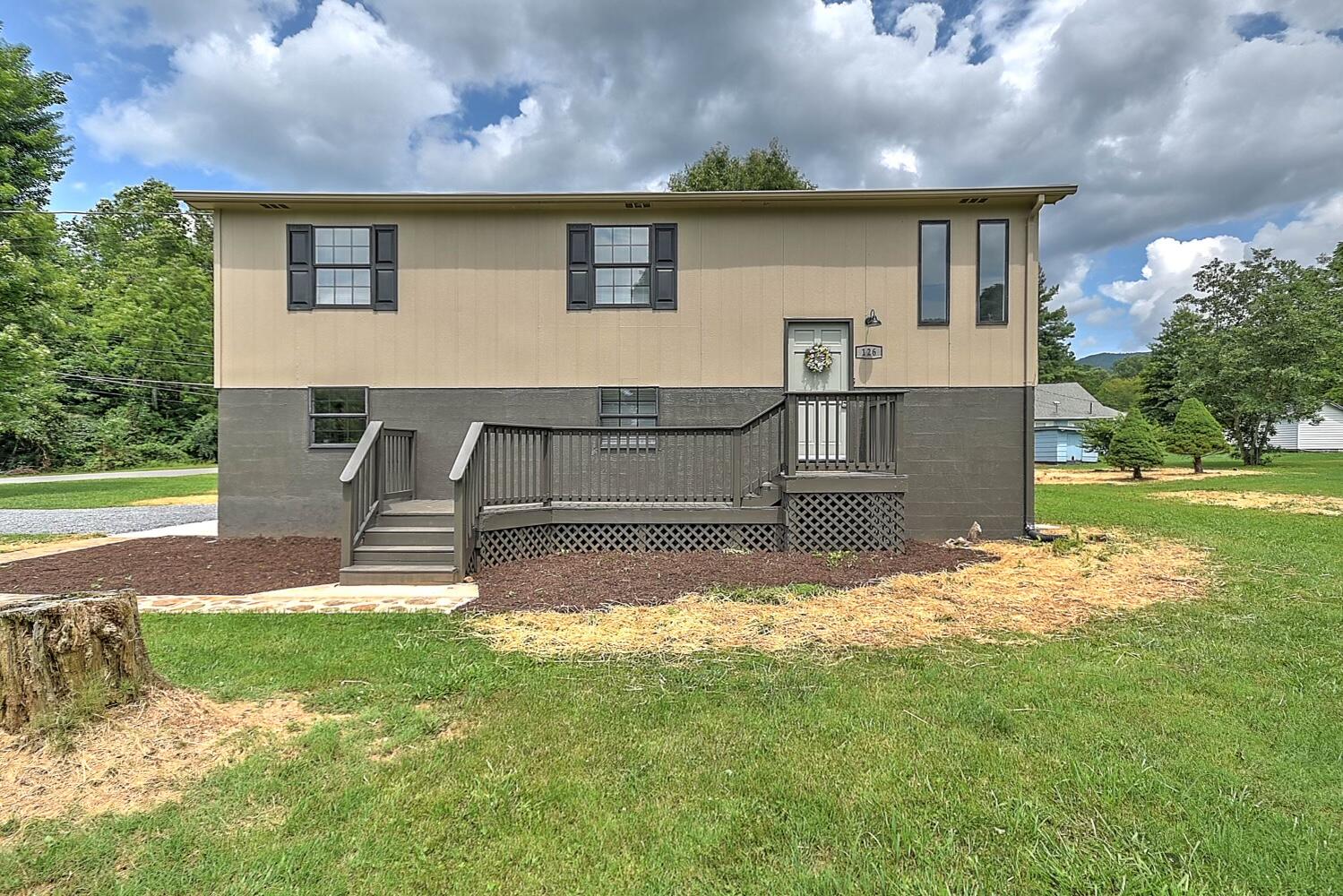 126 Coney Island Road Elizabethton, TN 37643 - Photo 34 of 34 DC6DEFC3-8916-4144-B07D-8EFEB4775895