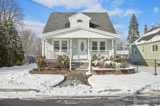 $499,999 | 14 Fountain Street, East Brunswick, NJ 08816