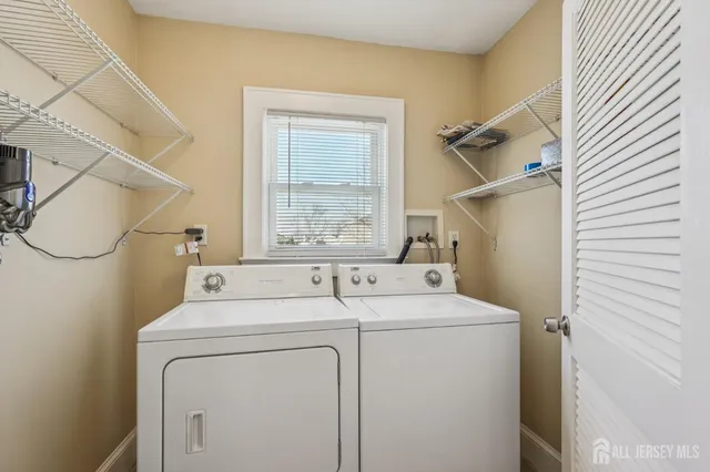 $499,999 | 14 Fountain Street, East Brunswick, NJ 08816