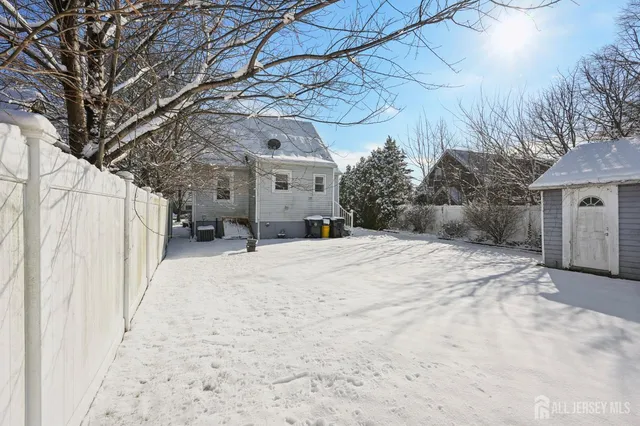 $499,999 | 14 Fountain Street, East Brunswick, NJ 08816