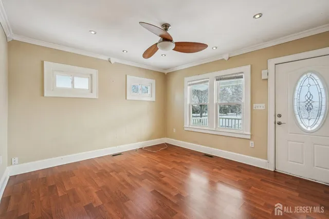 $499,999 | 14 Fountain Street, East Brunswick, NJ 08816